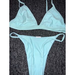 🌸 Spring Sale🌸 NWT Zaful Light Blue Plunge String Bikini Set